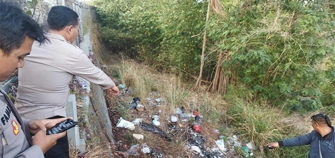 PPSU Temukan Bayi Terbungkus Kantong Belanja Saat Kerja Bakti