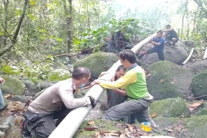 Aiptu Nur Cahyo Pengabdian Dan Perjuangkan Air Bersih Kalteng