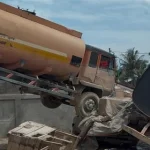 Banjir Aceh Tamiang Truk Bertumpuk & Rumah Bergeser ke Jalan