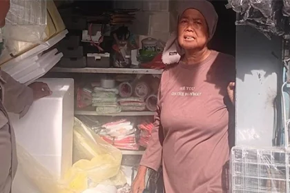 Duit & HP Nenek Jakut Dicuri Pelaku Gunakan Modus Beli Boks