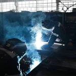 Pekerja Logam di Budapest Kreativitas Dan Kepedulian Bersatu