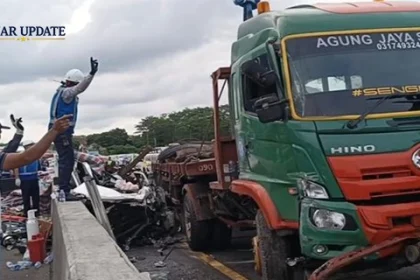 Kecelakaan Beruntun di Tol Batang Truk Diduga Penyebabnya