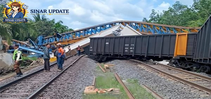 Proyek Kereta Roboh Timpa KA Melintas 22 Penumpang Tewas