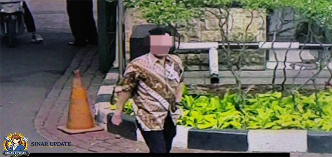 Aksi Pria Lanyard Maling di Hotel Mewah Berakhir