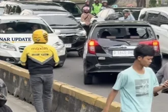 Pemobil Ugal-ugalan Jakpus Bengong Ditangkap